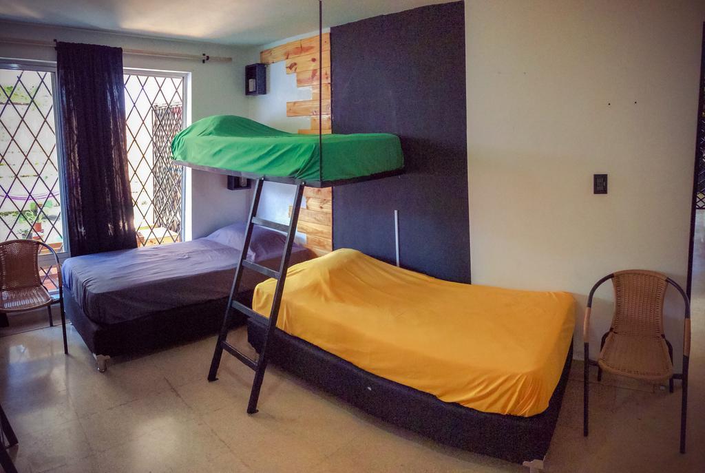 Blackpine Hostel Медельїн Номер фото